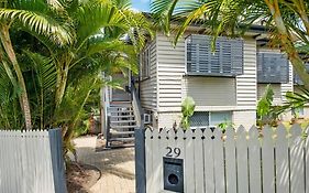 Charming 5Br Family Home W/Pool 10Min From Airport